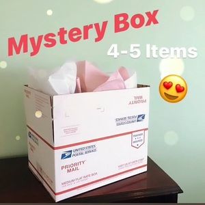 Size Large mystery box with 4-5 items